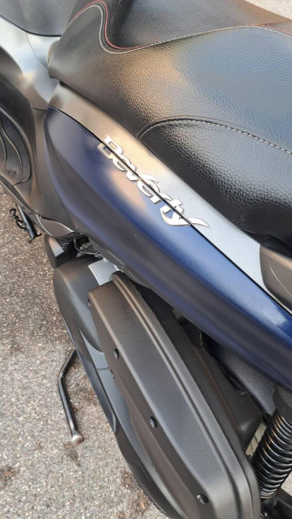 Piaggio Beverly 350 S ABS (2019 - 20) (4)