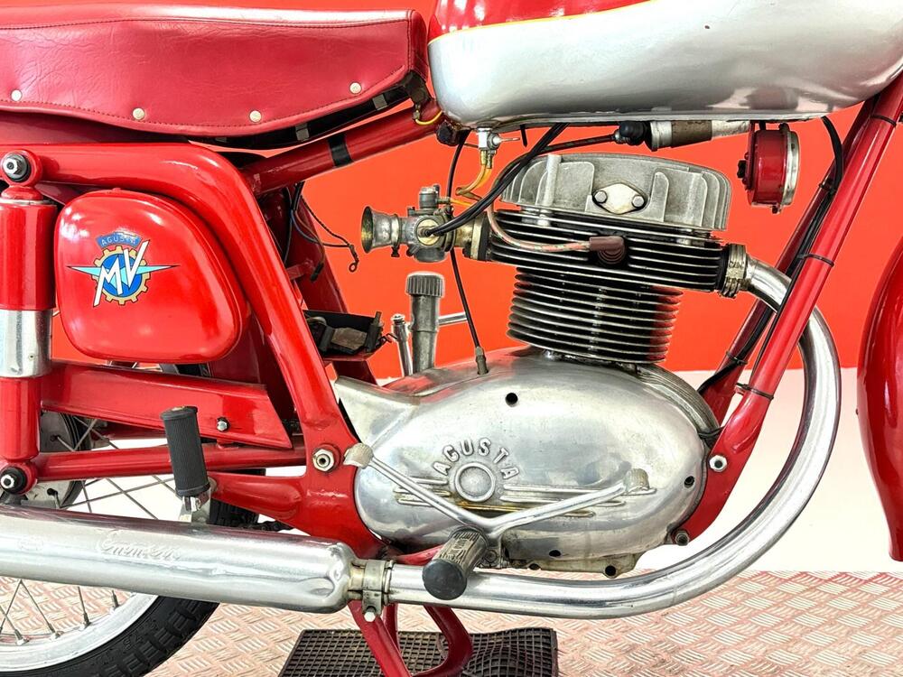 MV Agusta 175 SPORT CS DISCO VOLANTE (11)