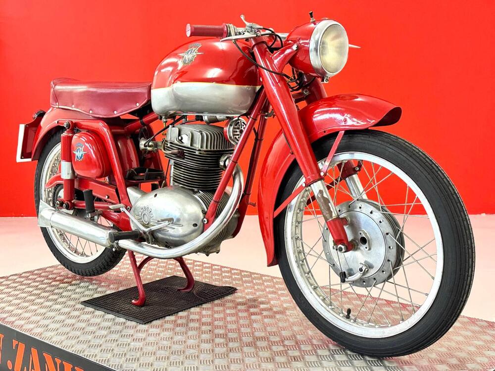 MV Agusta 175 SPORT CS DISCO VOLANTE (13)