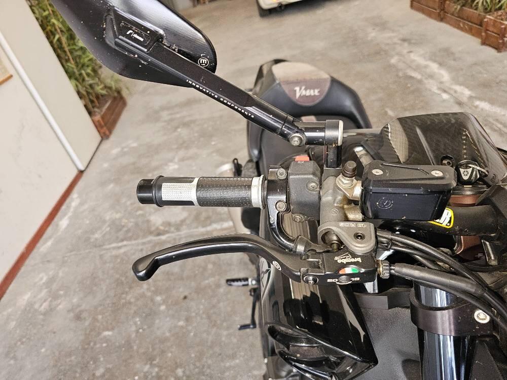 Yamaha VMAX (2008 - 17) (9)