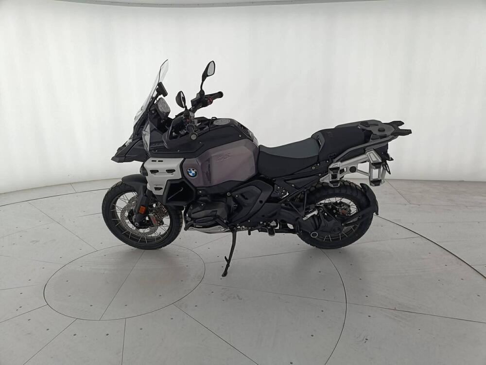 Bmw R 1300 GS Adventure Triple Black (2025 - 26) (3)