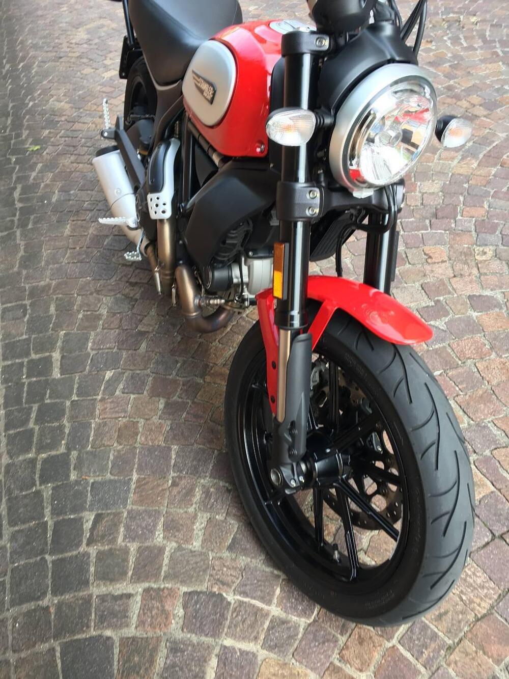 Ducati Scrambler 800 Icon (2017 - 20) (2)