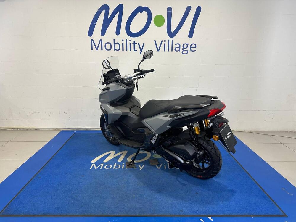 Um Italia Rockville 125 (2025 - 26) (4)