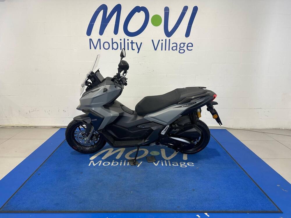 Um Italia Rockville 125 (2025 - 26) (5)