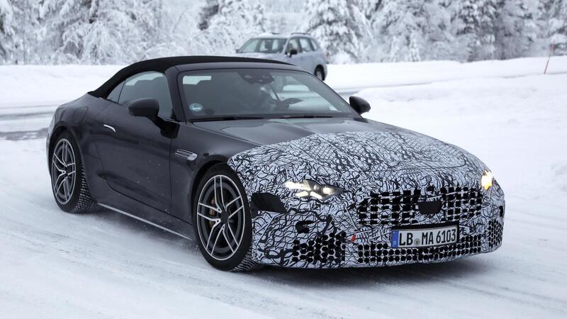 Mercedes-AMG SL e Maybach SL: primi avvistamenti dei facelift con nuovi fari a stella