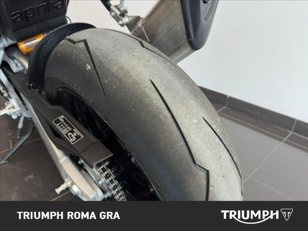 Aprilia Tuono V4 Factory (2021 - 24) (21)