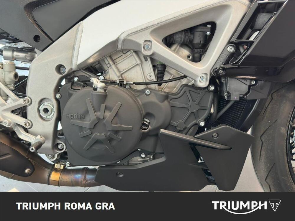 Aprilia Tuono V4 Factory (2021 - 24) (8)