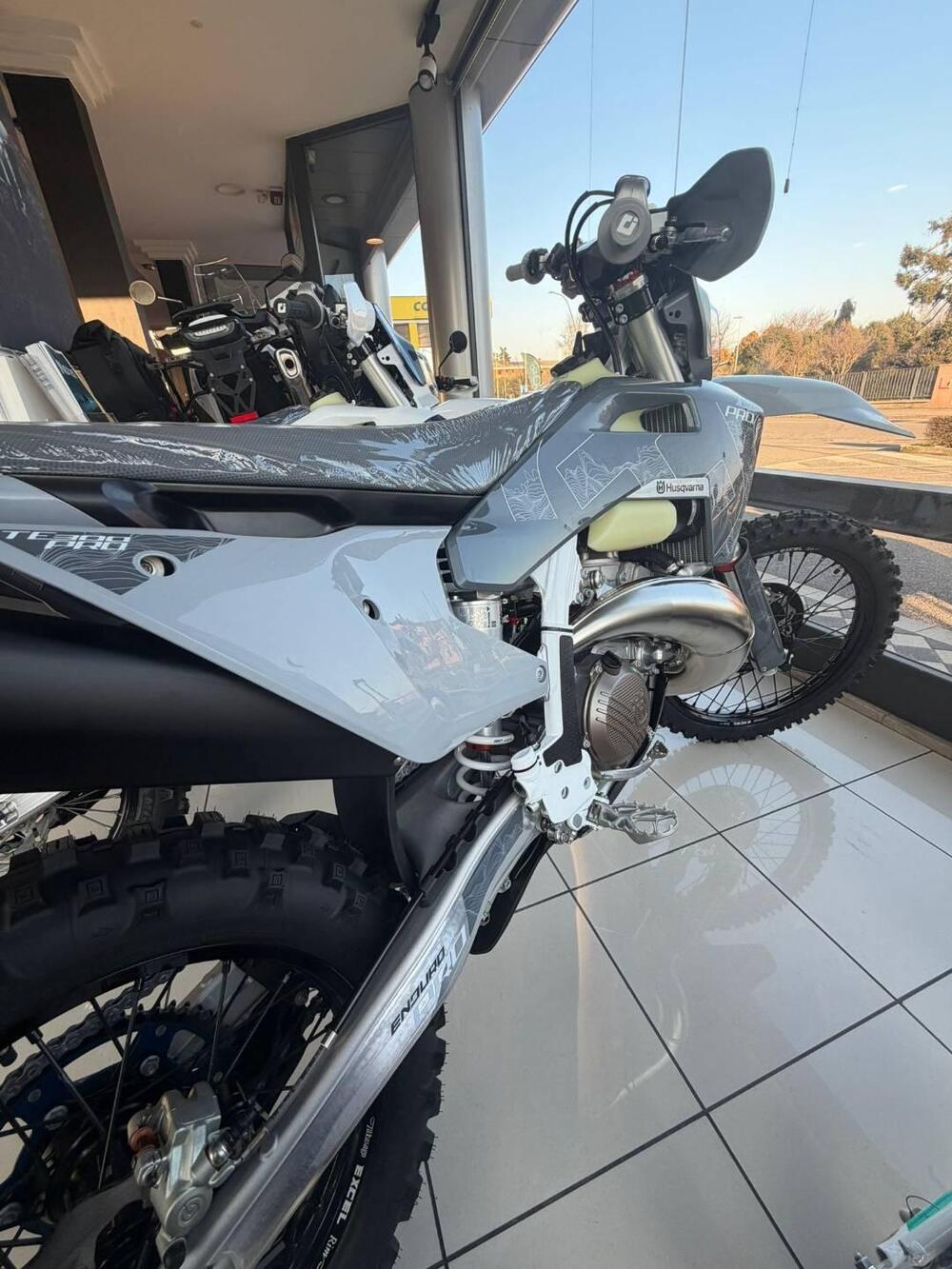 Husqvarna TE 300 Pro (2026) (3)