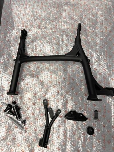 CAVALLETTO CENTRALE DUCATI DESERT X