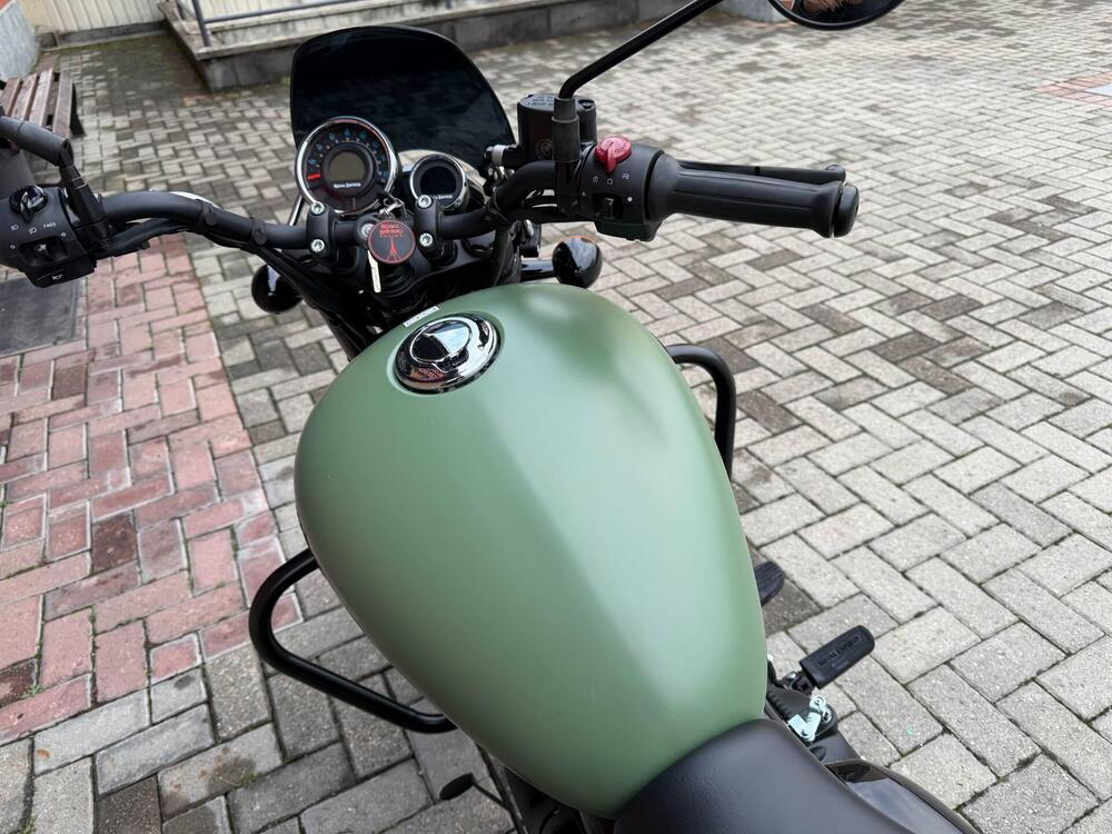 Royal Enfield Meteor 350 (2021 - 26) (7)