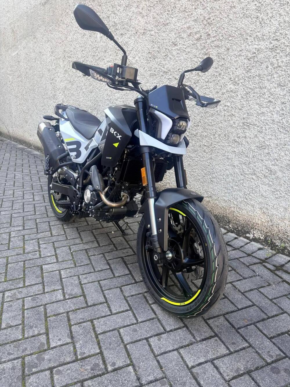 Benelli BKX 125 S (2026) (2)
