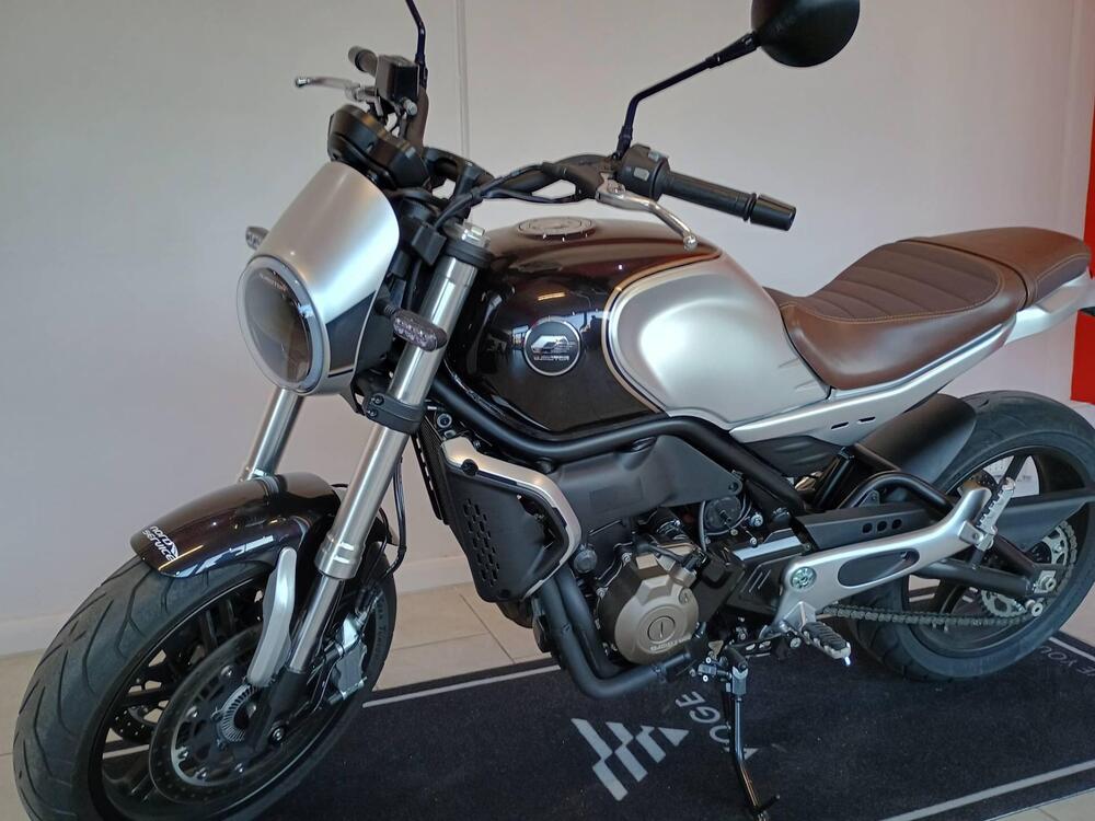 QJ Motor SRV 550 (2025 - 26) (5)