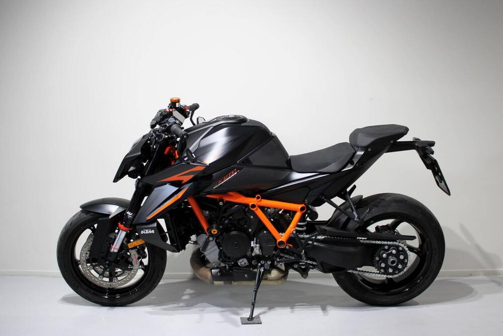 KTM 1390 Super Duke R (2024 - 26) (4)