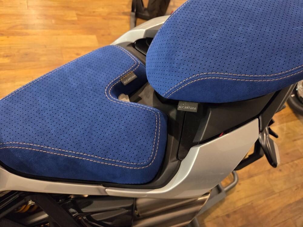 MV Agusta Brutale 1000 RR Assen (2023 - 26) (7)