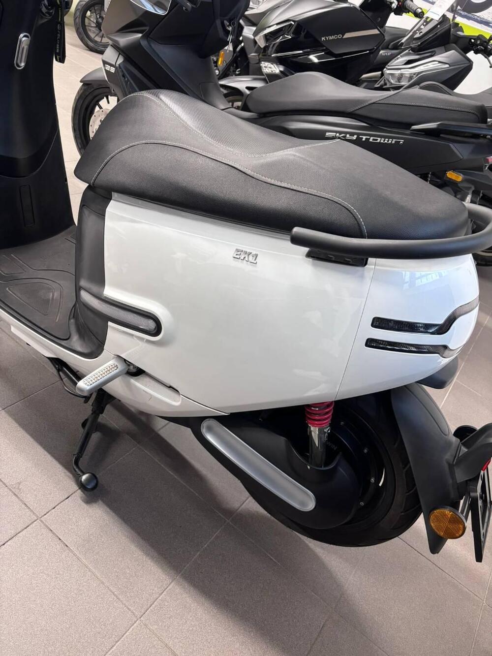 Horwin EK1 L1e (2022 - 24) (2)