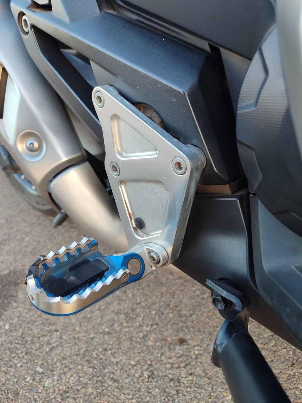 Honda X-ADV 750 (2017) (3)