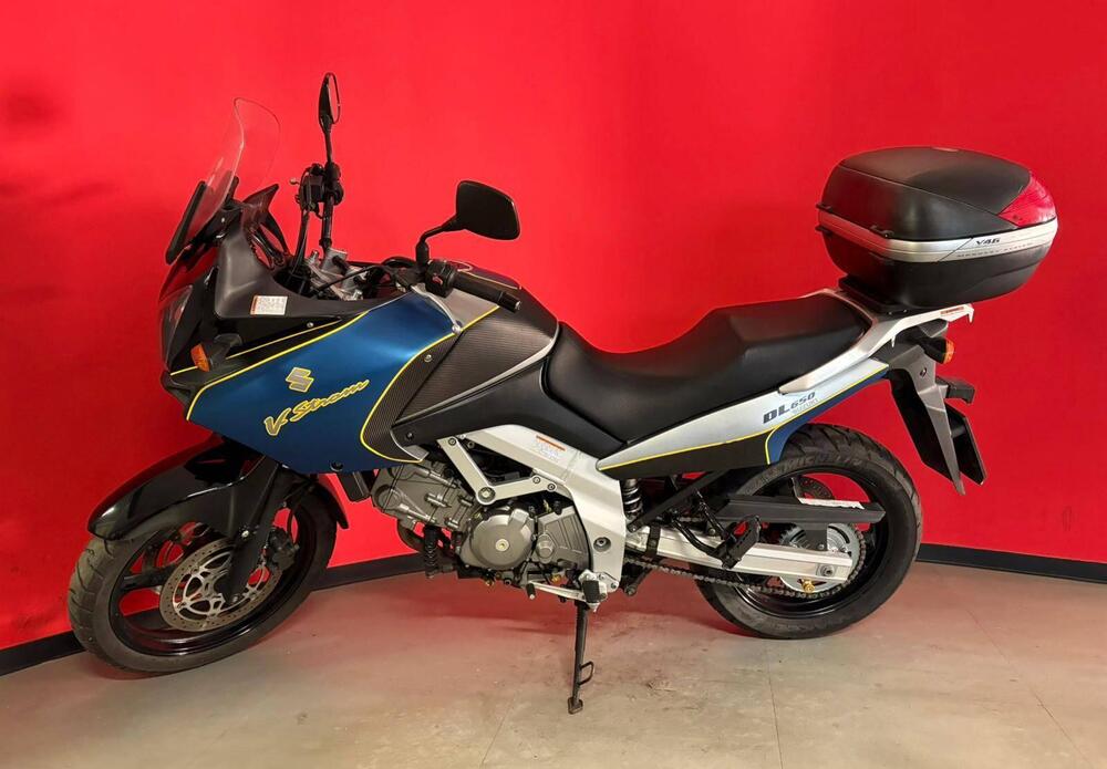 Suzuki V-Strom 650DL (2004 - 06) (3)