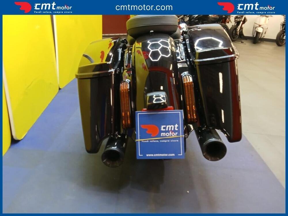 Harley-Davidson 117 Street Glide (2021) - FLHXSE (4)