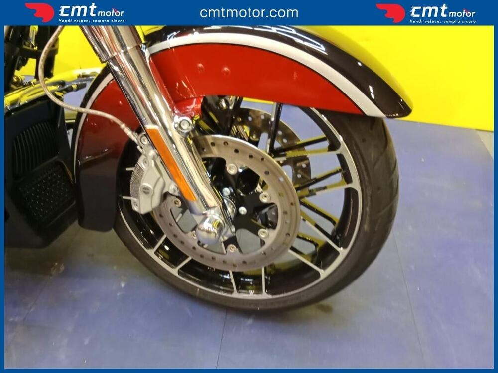 Harley-Davidson 117 Street Glide (2021) - FLHXSE (8)