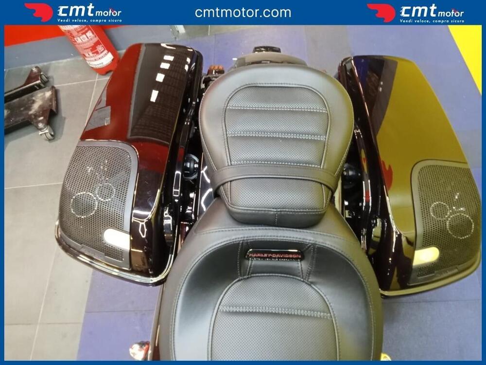 Harley-Davidson 117 Street Glide (2021) - FLHXSE (12)