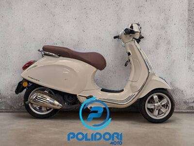 Vespa Primavera 50 2T (2014 - 17) usata