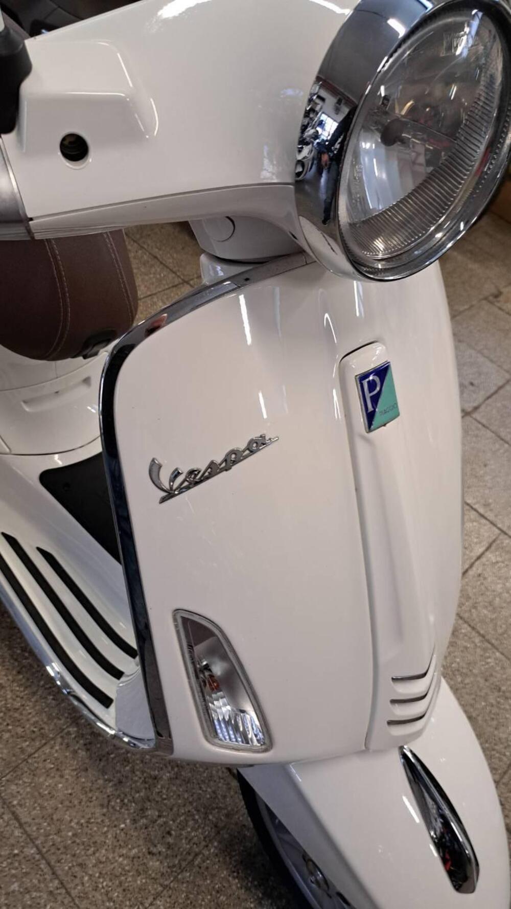 Vespa Primavera 50 2T (2014 - 17) (2)