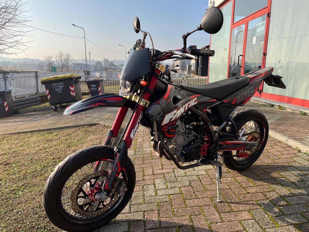 Fantic Motor XMF 125 Motard Competition 4t (2021 - 22) (7)