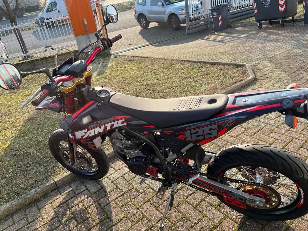 Fantic Motor XMF 125 Motard Competition 4t (2021 - 22) (10)