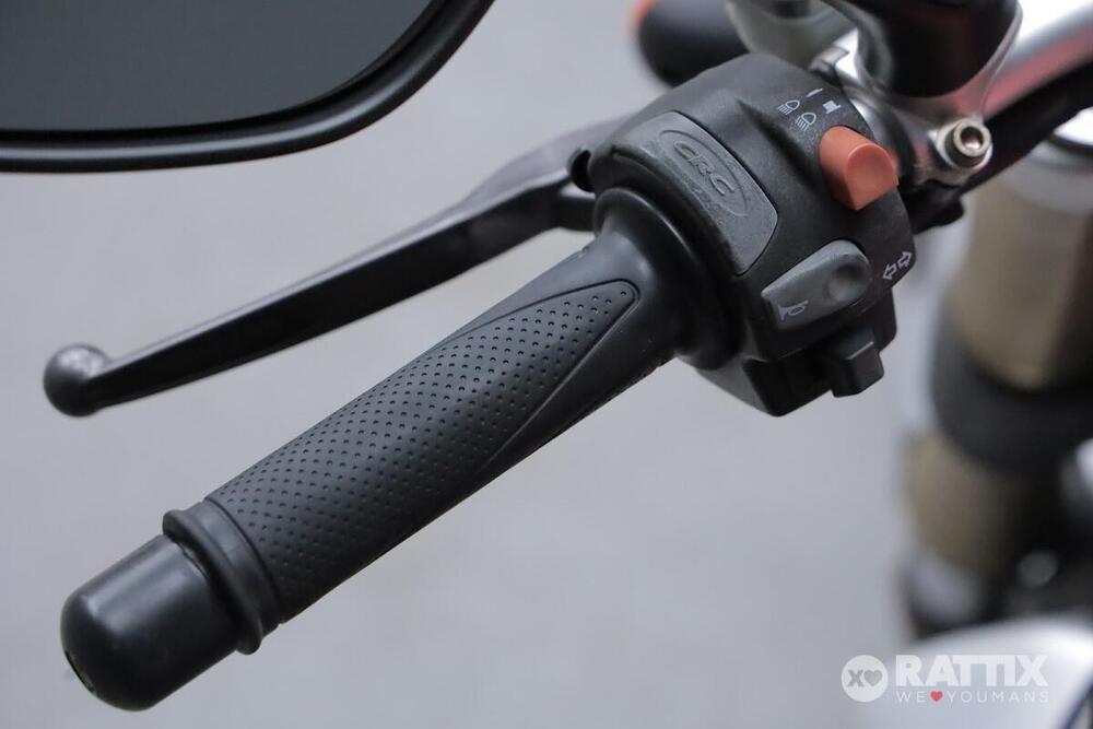 MV Agusta Brutale 910 S (2005 - 11) (11)