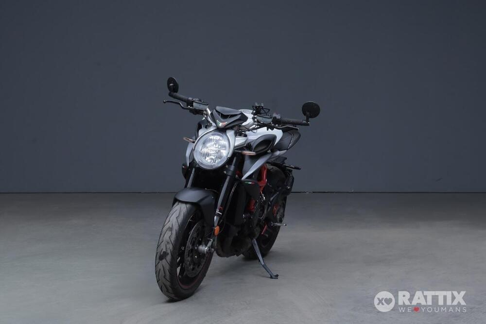 MV Agusta Brutale 800 (2012 - 15) (2)