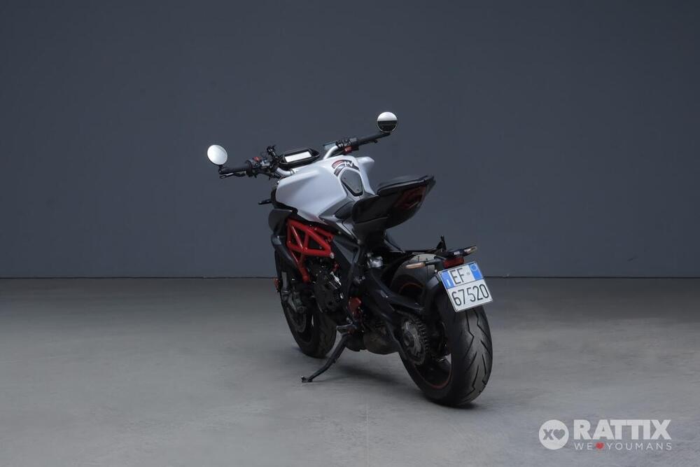 MV Agusta Brutale 800 (2012 - 15) (5)