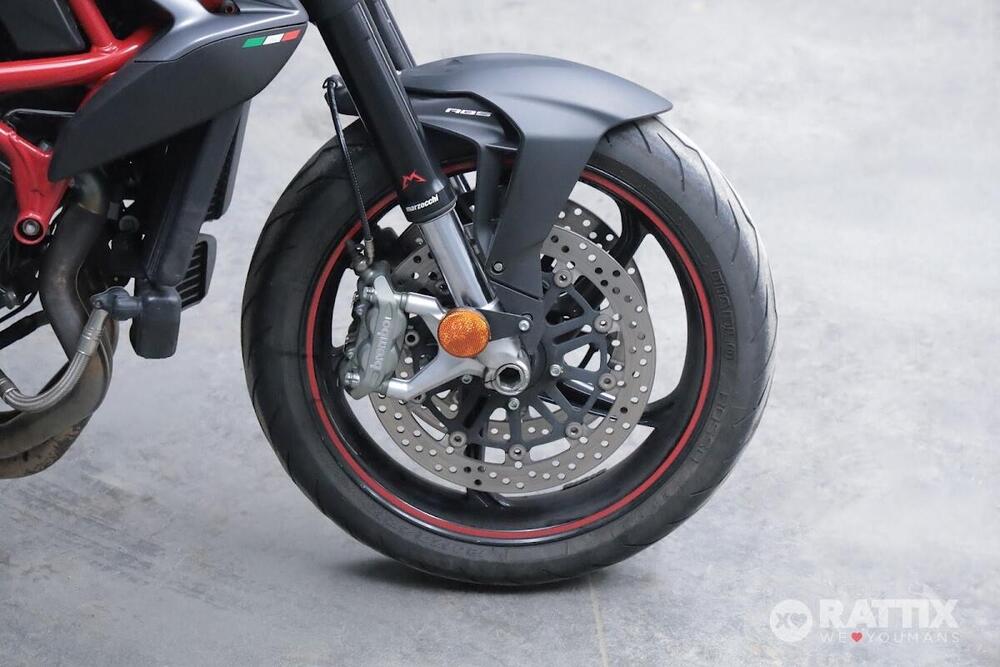 MV Agusta Brutale 800 (2012 - 15) (9)