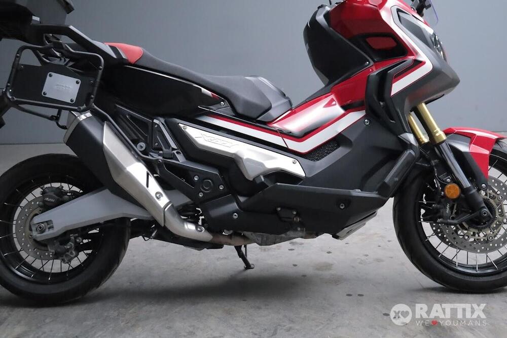Honda X-ADV 750 Travel Edition (2017) (8)