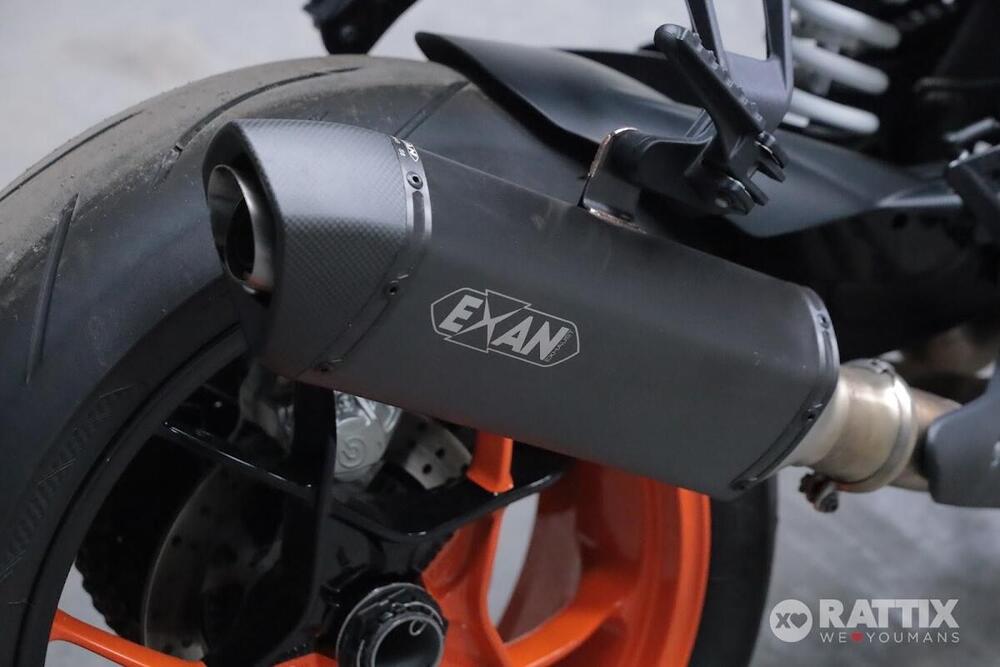 KTM 1290 Super Duke R (2019) (7)