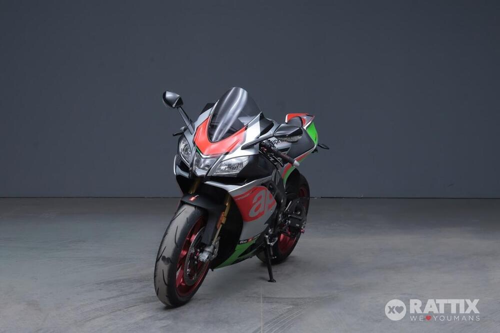 Aprilia RSV4 RF ABS (2015 - 17) (2)