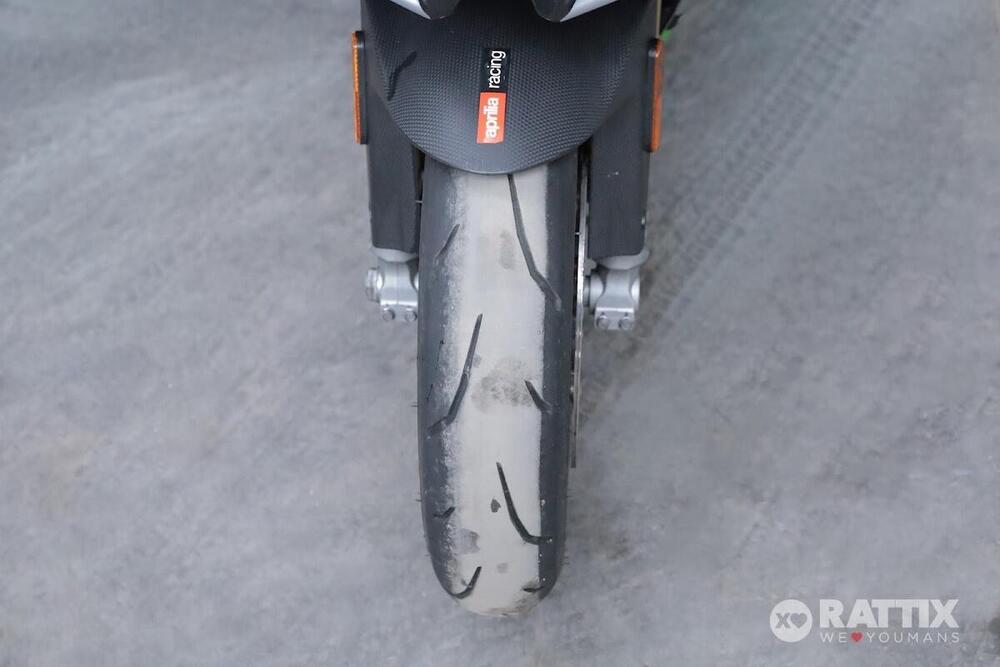 Aprilia RSV4 RF ABS (2015 - 17) (10)