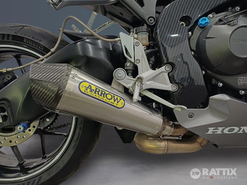 Honda CBR 1000 RR Fireblade (2012 - 16) (7)