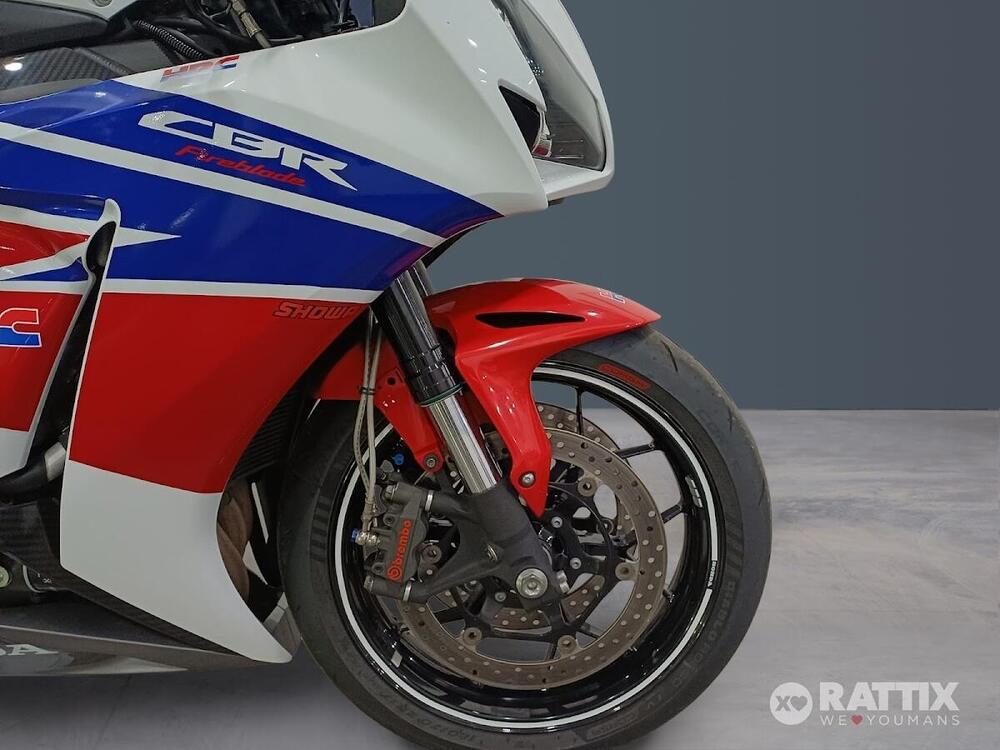 Honda CBR 1000 RR Fireblade (2012 - 16) (8)