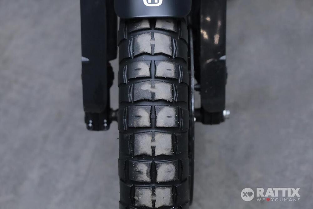 Husqvarna Svartpilen 401 (2021 - 23) (10)