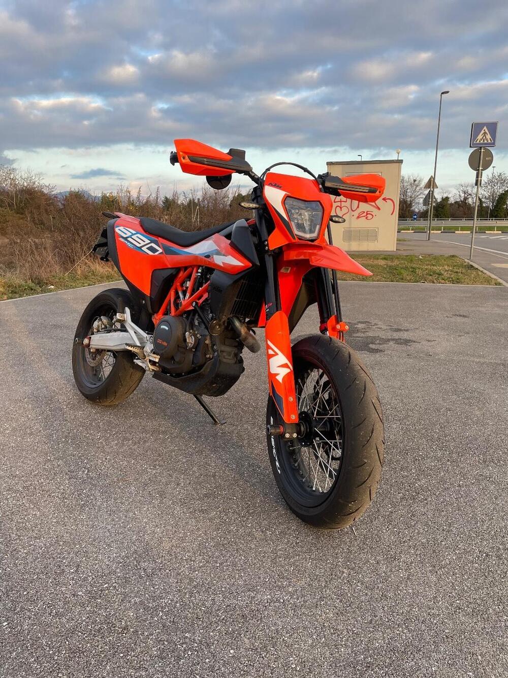 KTM 690 SMC R (2023 - 25)
