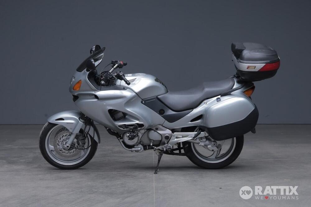 Honda Deauville 650 (2002 - 05) (3)