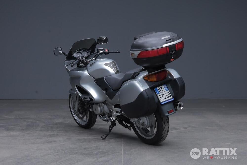 Honda Deauville 650 (2002 - 05) (5)