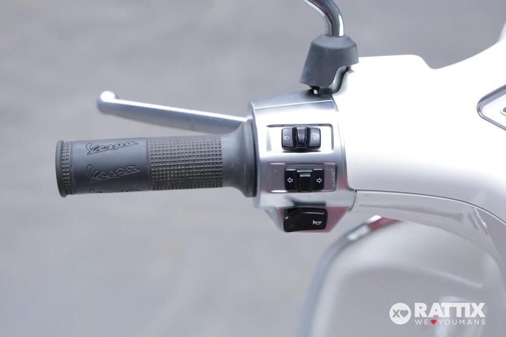 Vespa Primavera 50 4T (2014 - 17) (12)