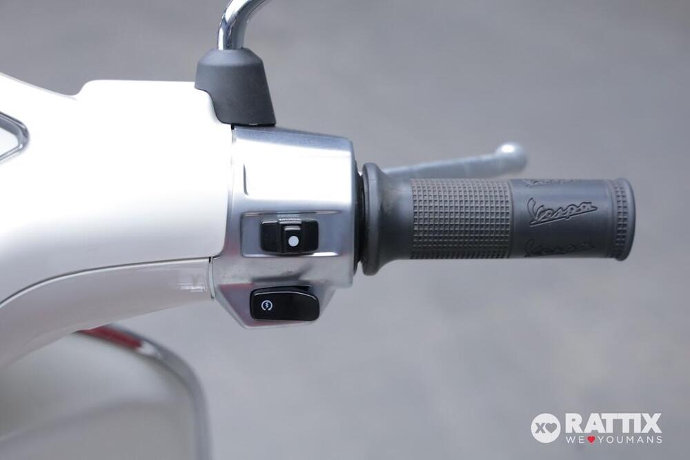 Vespa Primavera 50 4T (2014 - 17) (13)