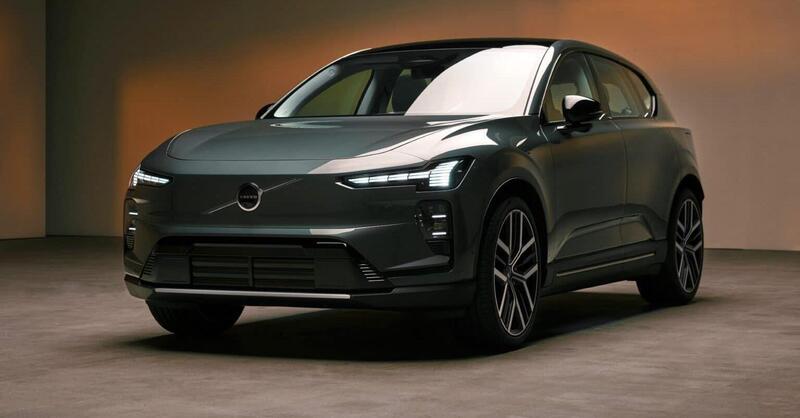 Volvo EX60, fino a 810 km di autonomia: il nuovo SUV elettrico sorprende tutti
