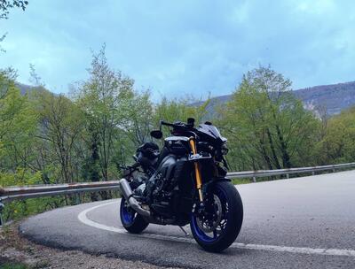 Yamaha MT-10 SP (2022 - 25) usata