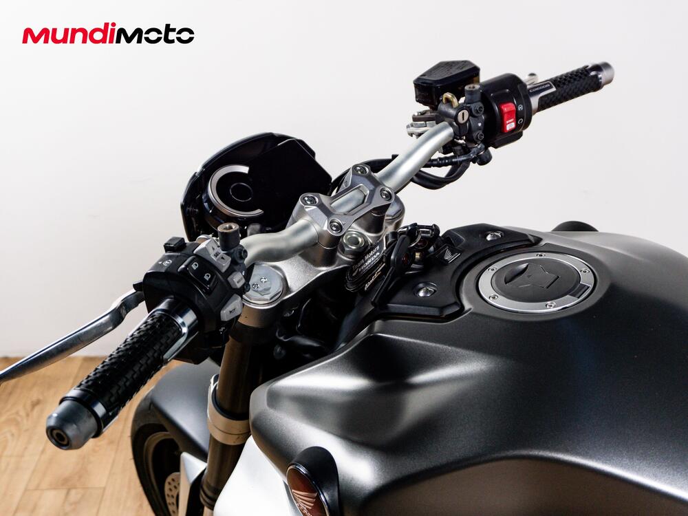 Honda CB 1000 R ABS (2011 - 17) (11)