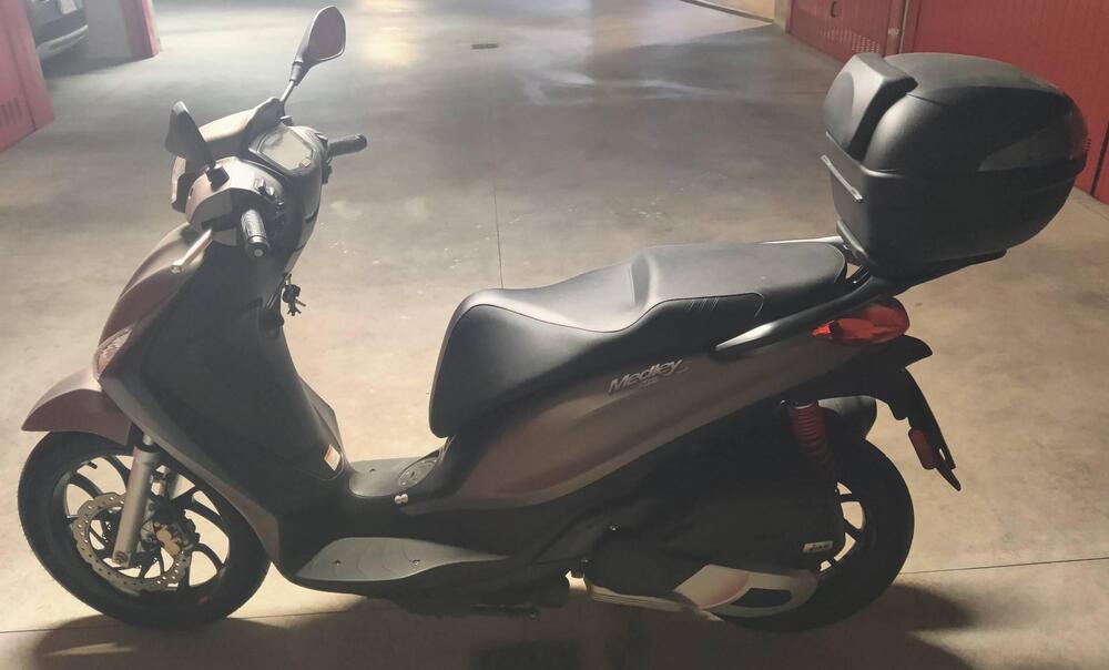Piaggio Medley 150 S ABS (2021 - 25) (2)