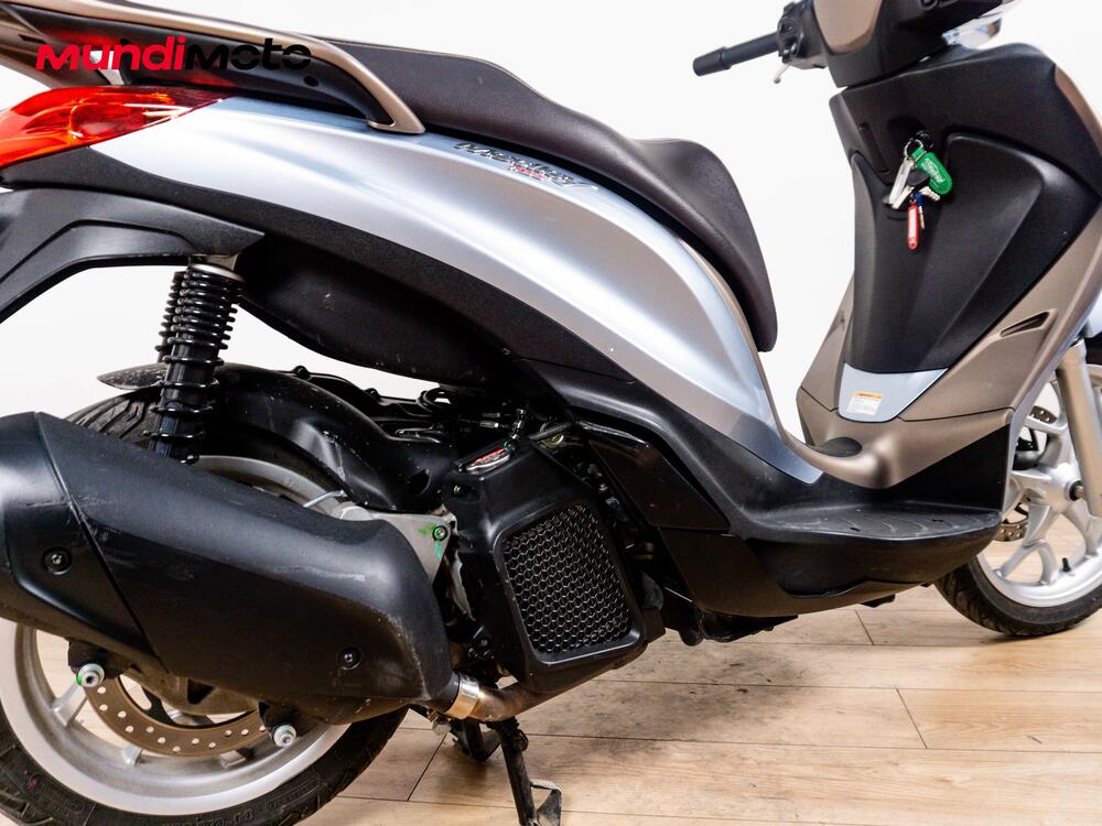 Piaggio Liberty 125 S i-get ABS (2016) (4)