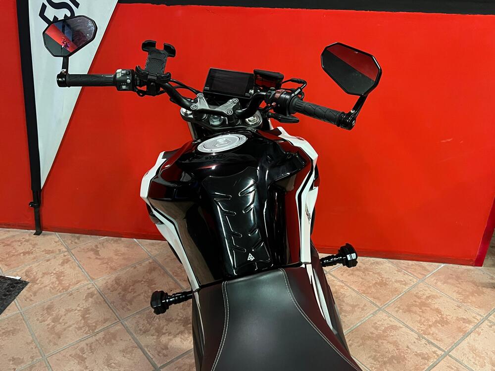 CFMOTO 650NK (2021 - 24) (5)